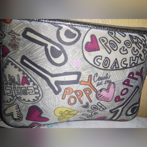 Coach Poppy Graffiti Wristlet - Picture 5 of 10